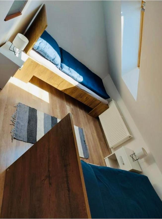 Jokai Apartman โคมาร์โน ภายนอก รูปภาพ
